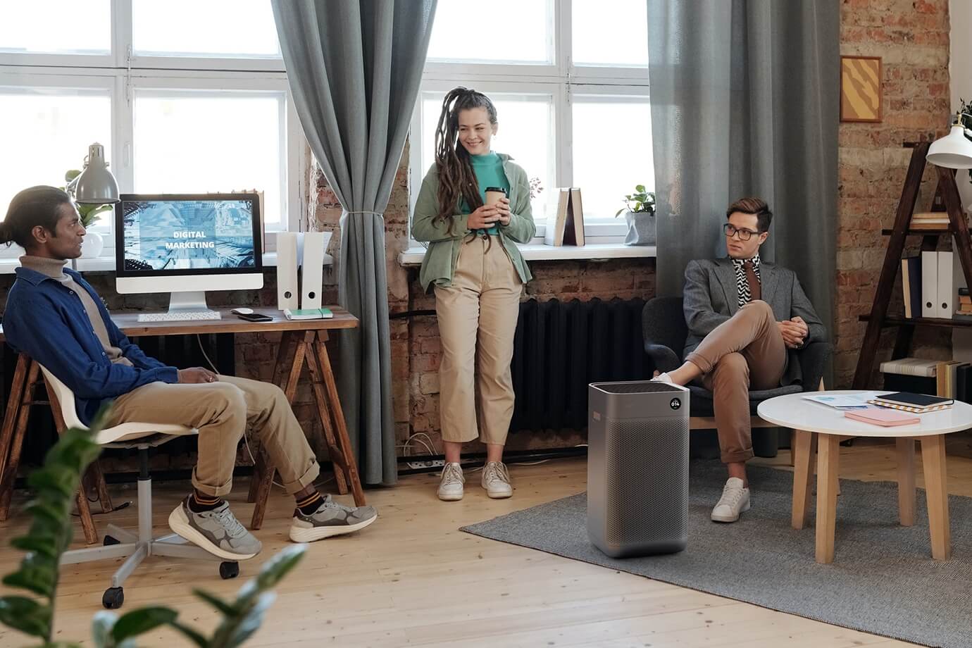 Fresh air at work: 4 reasons your office should have an air purifier